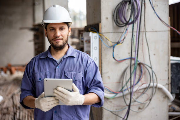 Best Local Electrician Companies  in Colonial Heights, TN
